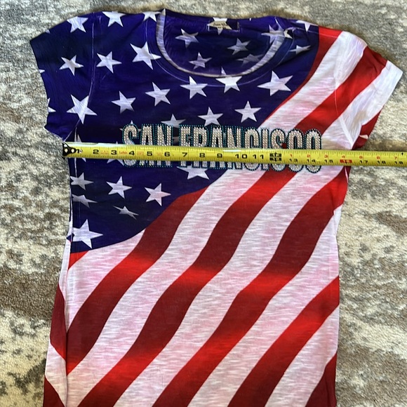 5/$25 will bundle San Francisco sequin T - Picture 6 of 7